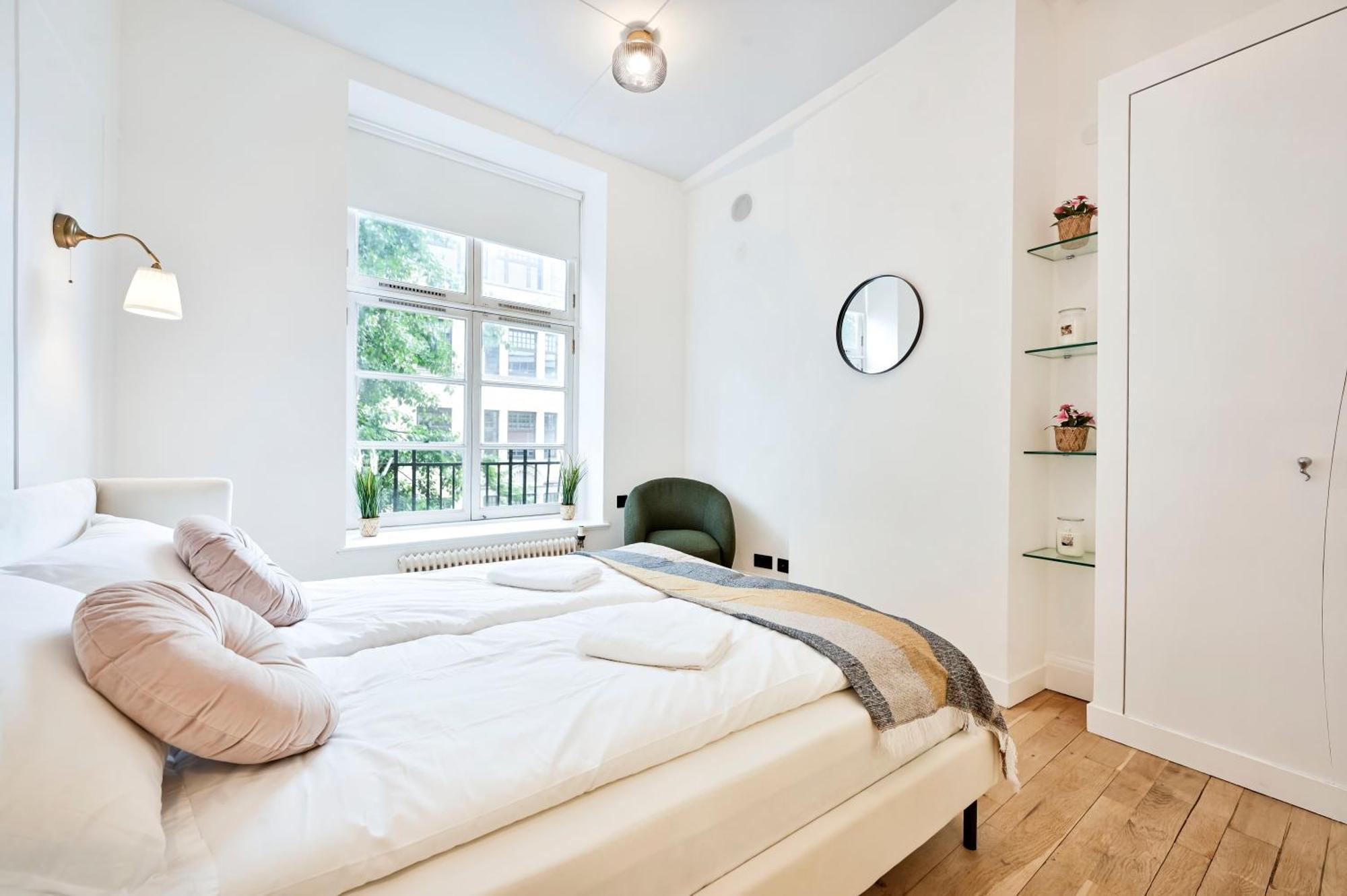 Amazing 3 Bed Apartment Great Portland Street Лондон Екстериор снимка